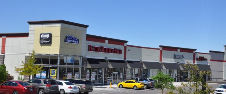 Shopping Center in Selma: Village at Forum Parkway